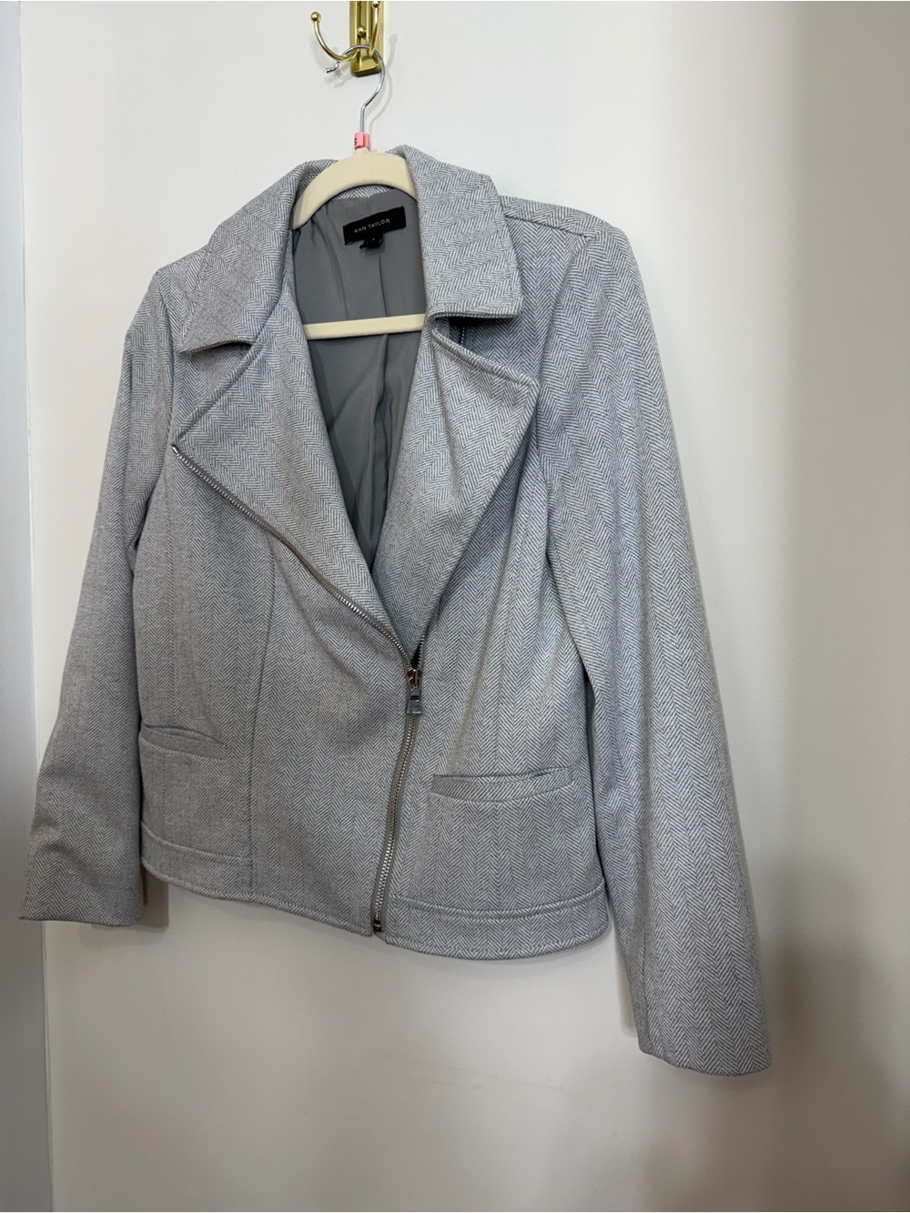 Ann Taylor Herringbone Moto Jacket Gray Asymmetrical Zip Size S - Picture 3 of 10